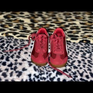 Puma Roma children’s sneakers size 7